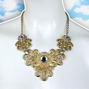 ❤️ LAILA ROWE Filigree Bejeweled Statement Necklace Gold Art Deco Gatsby Regency